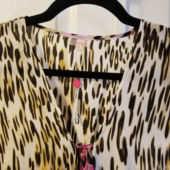 Echo Kaftan - Picture 2 of 3